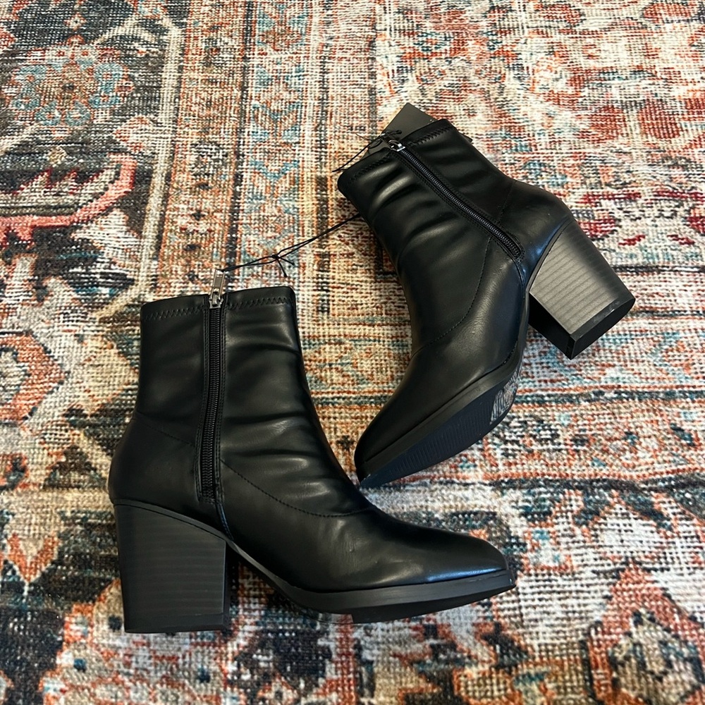 Forever 21 Black Heeled Boots